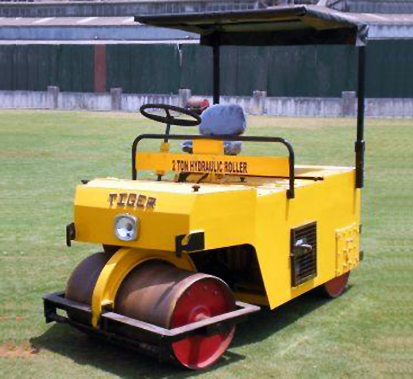 Cricket ground maintenance machine